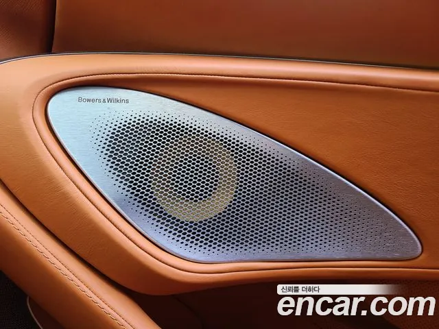 Mclaren GT 2022 — фото 16