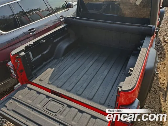 Jeep Gladiator 2021 — фото 12