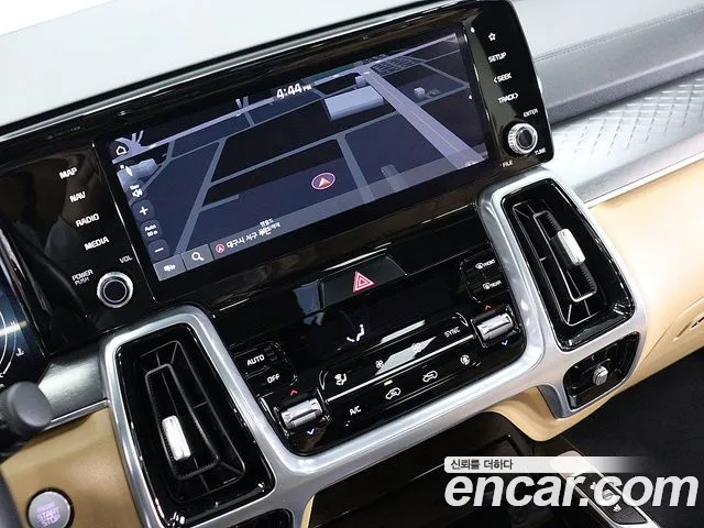 Kia Sorento 2021 — фото 7