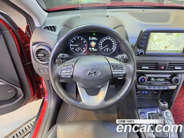 Hyundai Kona 2018 — фото 11