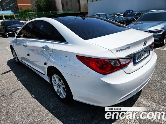 Hyundai Sonata 2012 — фото 5