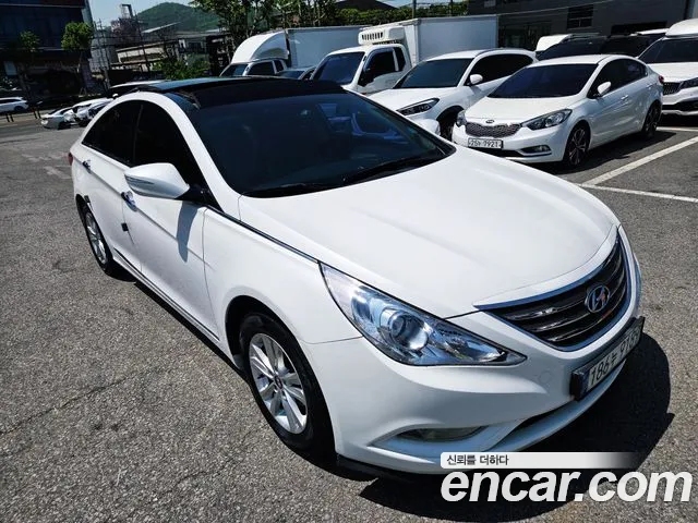 Hyundai Sonata 2012 — фото 10