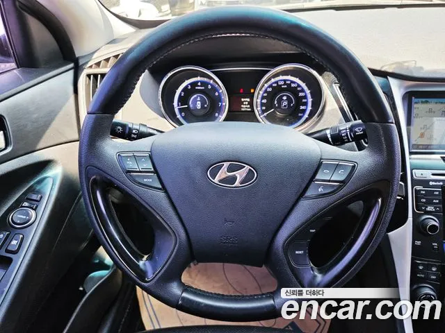 Hyundai Sonata 2012 — фото 13