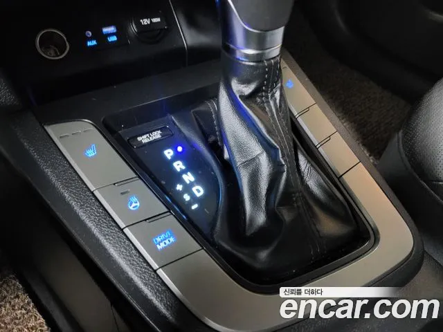 Hyundai AVANTE 2020 — фото 15