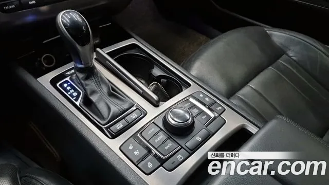 Hyundai Genesis 2016 — фото 12