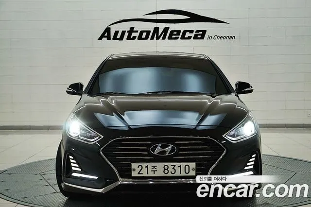 Hyundai Sonata 2018 — фото 1