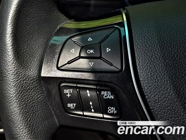 Ford Explorer 2017 — фото 14