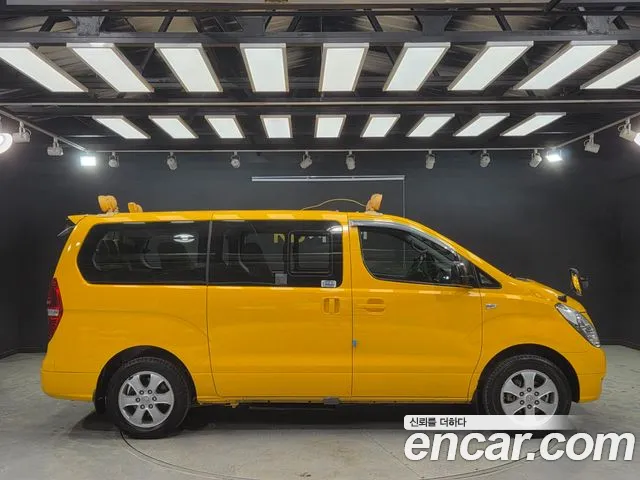 Hyundai Starex 2015 — фото 19