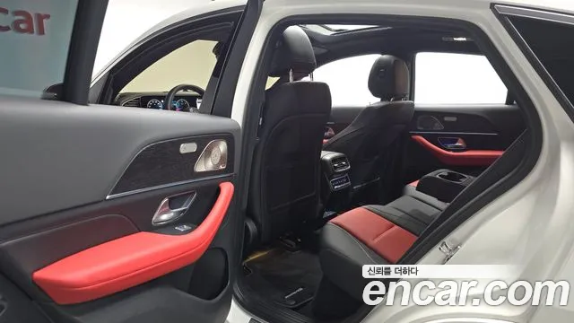 Mercedes-Benz GLE-Class 2025 — фото 15