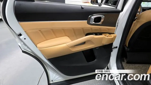 Kia Sorento 2022 — фото 15