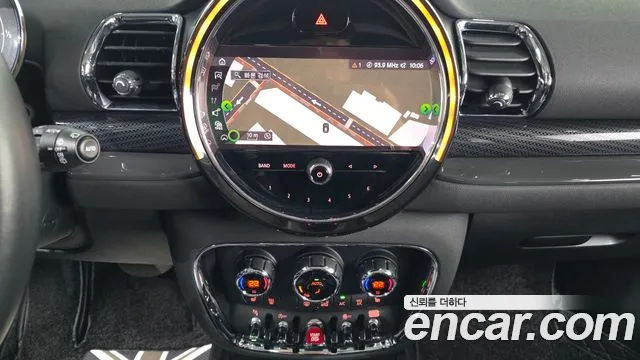 Mini Clubman 2021 — фото 15