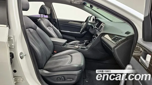 Hyundai Sonata 2015 — фото 17