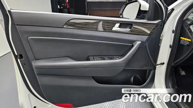 Hyundai Sonata 2015 — фото 14