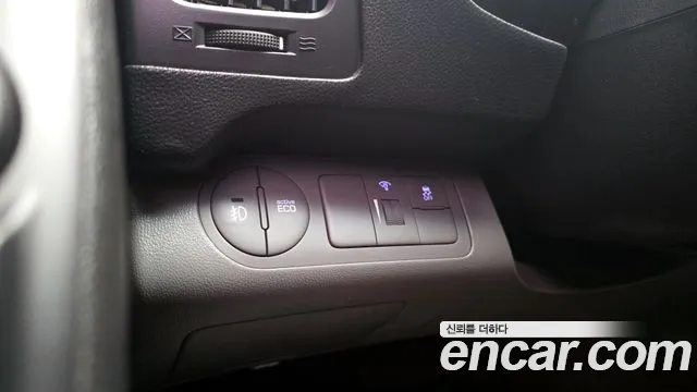 Hyundai Starex 2020 — фото 19
