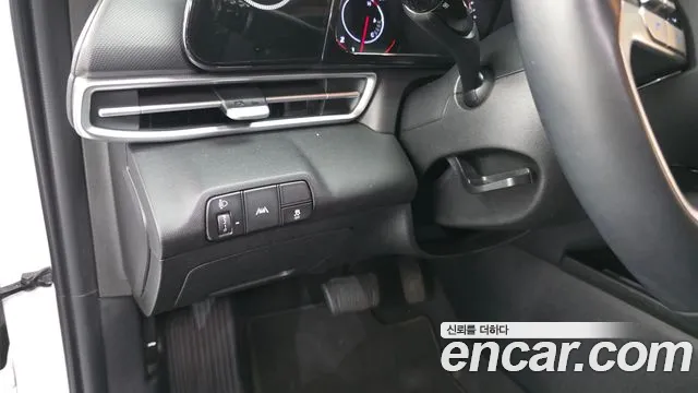 Hyundai AVANTE 2023 — фото 14