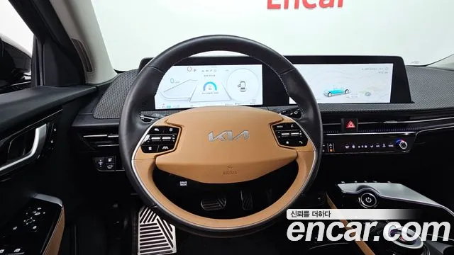Kia EV6 2023 — фото 20