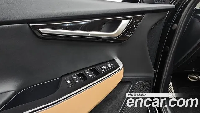Kia EV6 2023 — фото 13