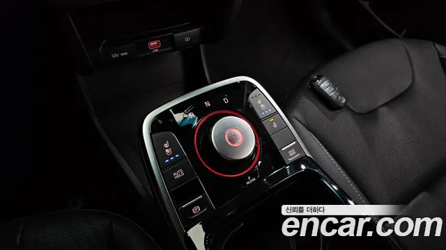 Kia Niro 2021 — фото 11