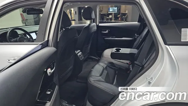 Kia Niro 2021 — фото 15