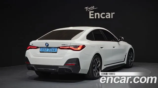 BMW i4 2024 — фото 2