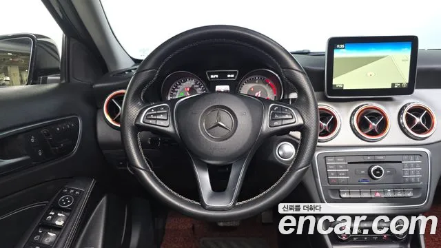 Mercedes-Benz GLA-Class 2016 — фото 12