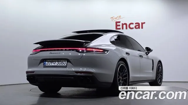 Porsche Panamera 2022 — фото 2
