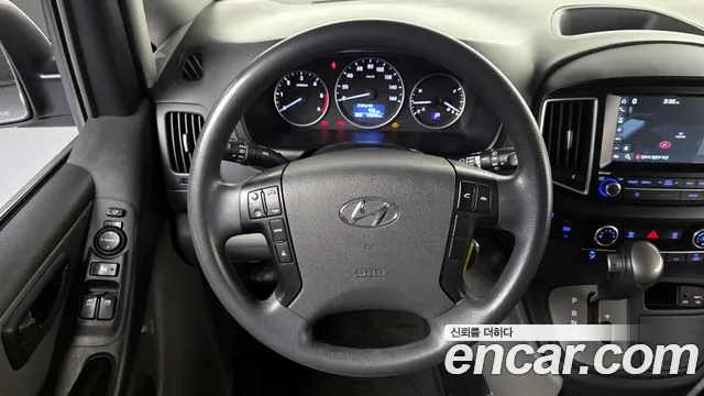 Hyundai Starex 2019 — фото 20