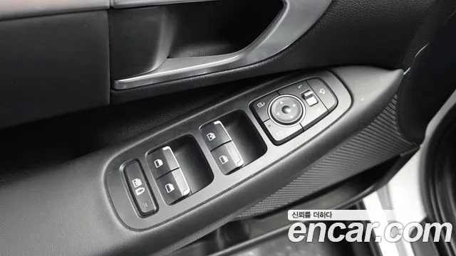 Hyundai Sonata 2020 — фото 17