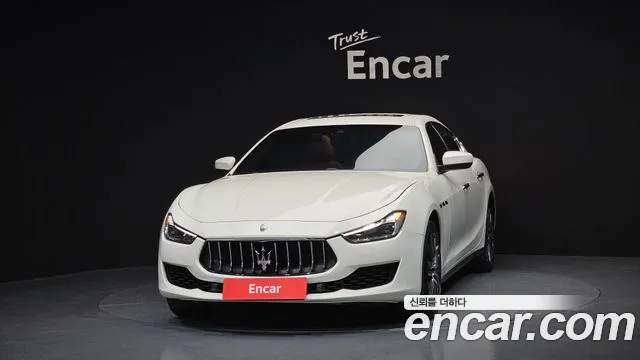 Maserati Ghibli 2018 — фото 3