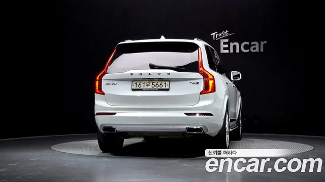 Volvo XC90 2018 — фото 4