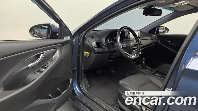 Hyundai i30 2018 — фото 13
