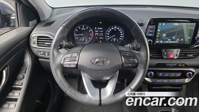 Hyundai i30 2018 — фото 19