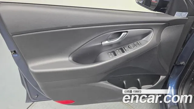 Hyundai i30 2018 — фото 14