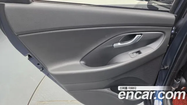 Hyundai i30 2018 — фото 15