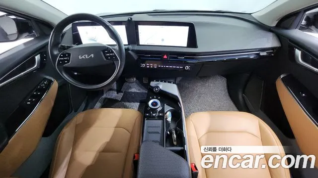 Kia EV6 2022 — фото 10