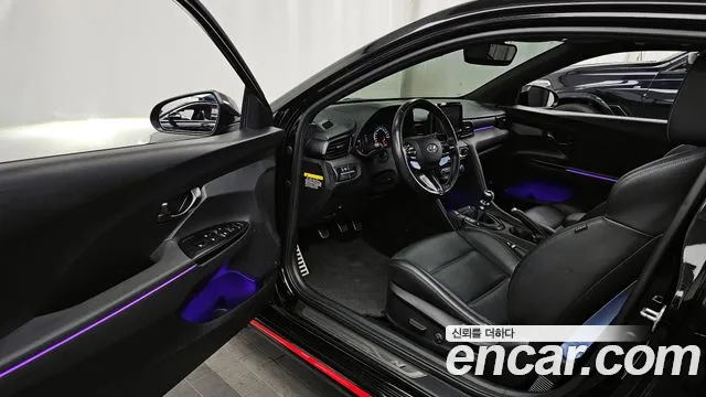 Hyundai Veloster 2019 — фото 13