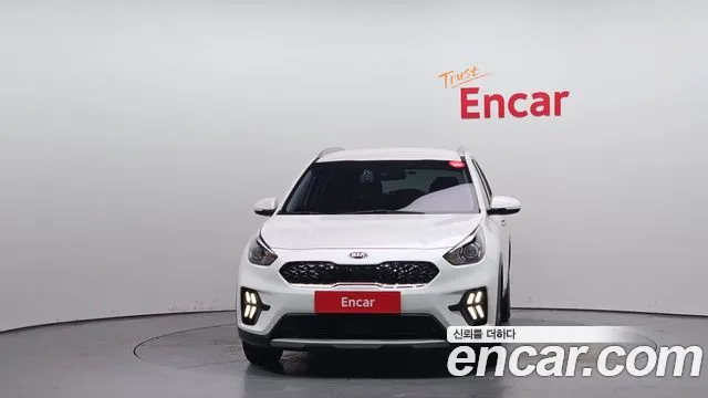 Kia Niro 2021 — фото 3