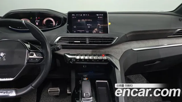 Peugeot 5008 2022 — фото 13