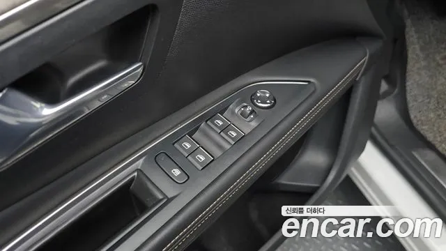 Peugeot 5008 2022 — фото 15