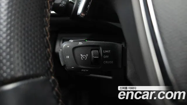 Peugeot 5008 2022 — фото 16