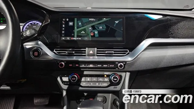 Kia Niro 2021 — фото 19