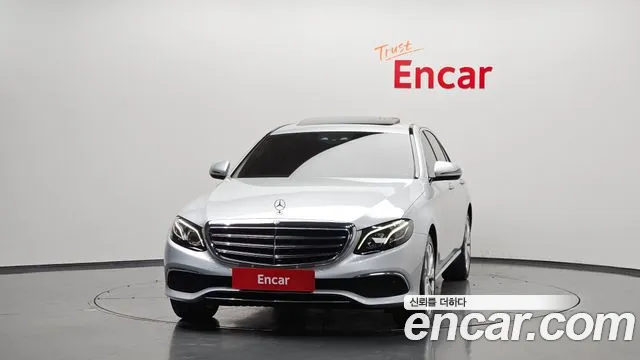 Mercedes-Benz E-Class 2017 — фото 3