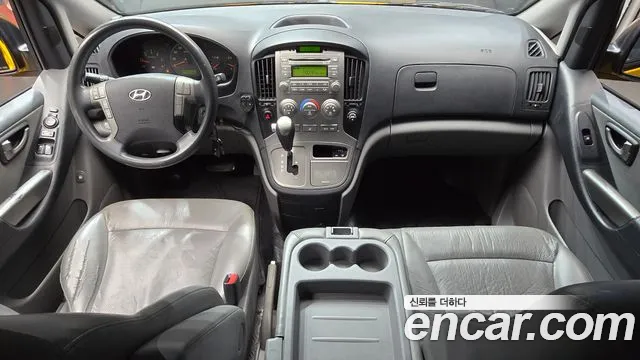 Hyundai Starex 2016 — фото 7