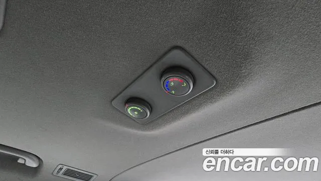Hyundai Starex 2016 — фото 17