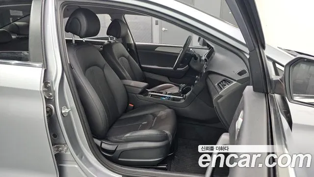 Hyundai Sonata 2015 — фото 12