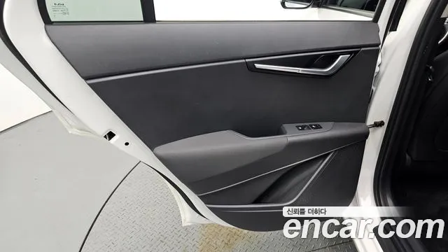 Kia Niro 2022 — фото 15