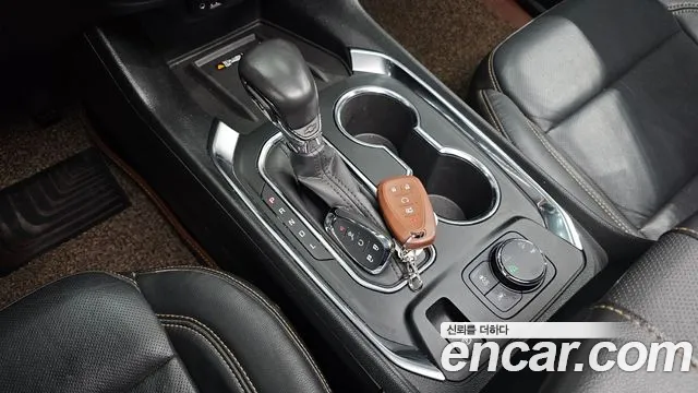 ChevroletGMDaewoo Traverse 2021 — фото 9