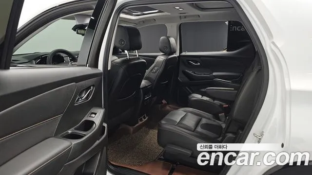 ChevroletGMDaewoo Traverse 2021 — фото 12