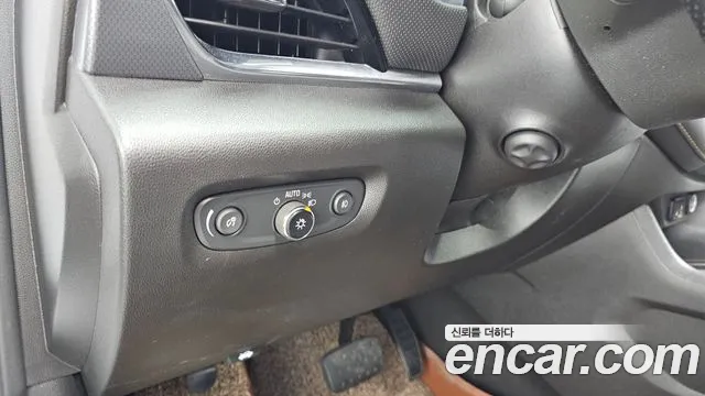 ChevroletGMDaewoo Traverse 2021 — фото 18