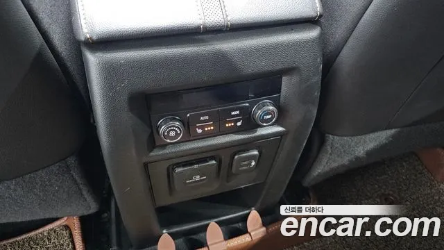 ChevroletGMDaewoo Traverse 2021 — фото 19